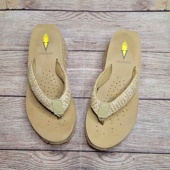 Volatile Island platform tan flip flop wedge sandals
